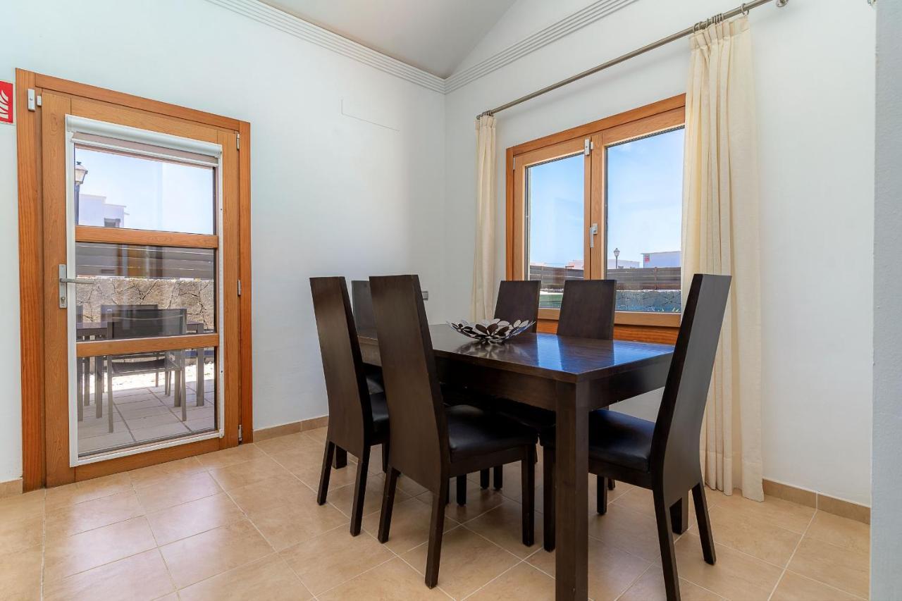 Villas Camelot By Escape Home Playa Blanca  Extérieur photo