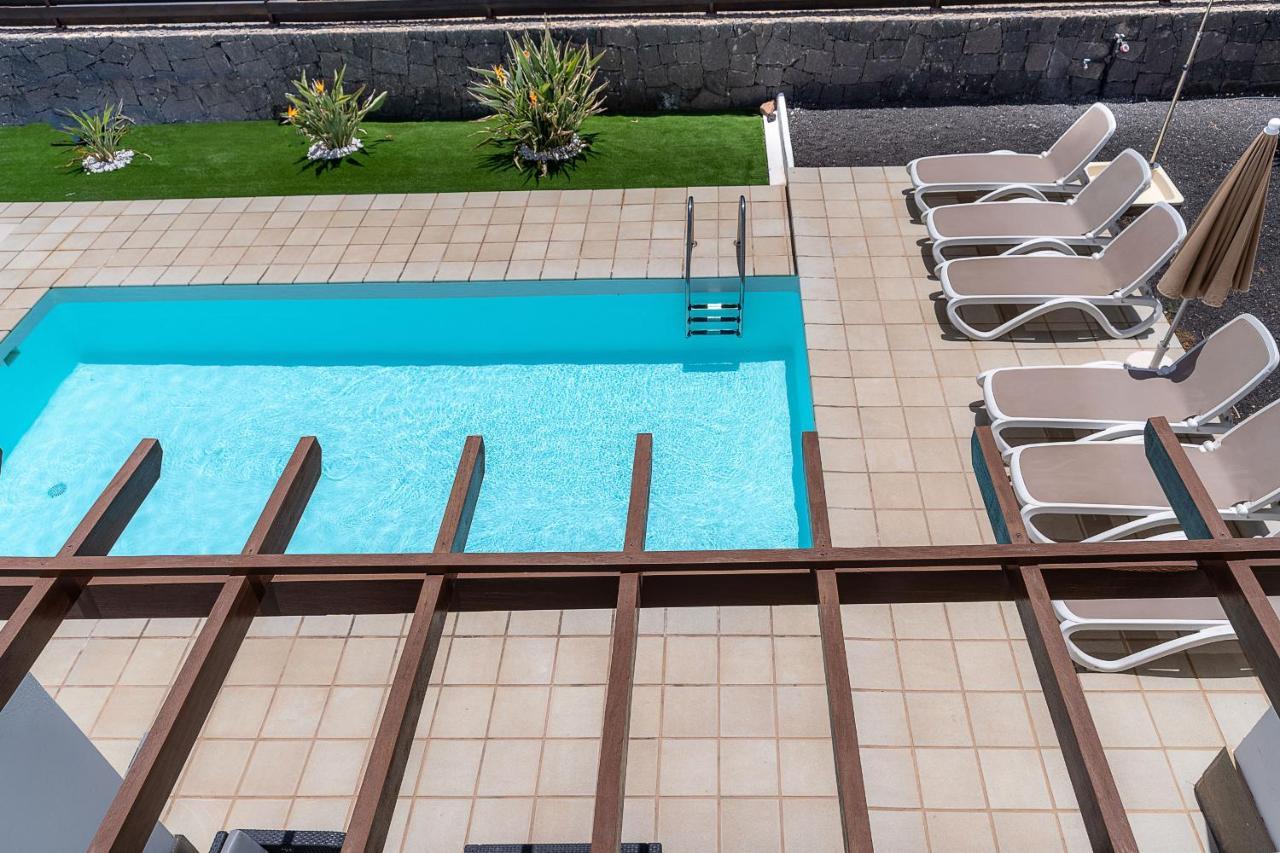 Villas Camelot By Escape Home Playa Blanca  Extérieur photo