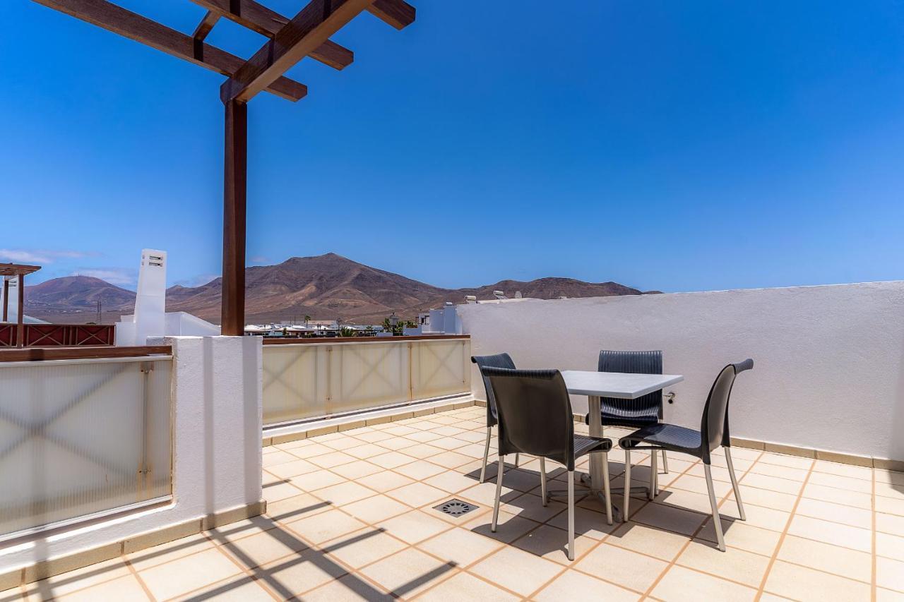 Villas Camelot By Escape Home Playa Blanca  Extérieur photo